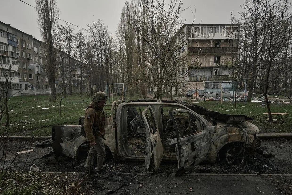 Nga tập kích dồn dập, Pokrovsk bị cô lập một phần