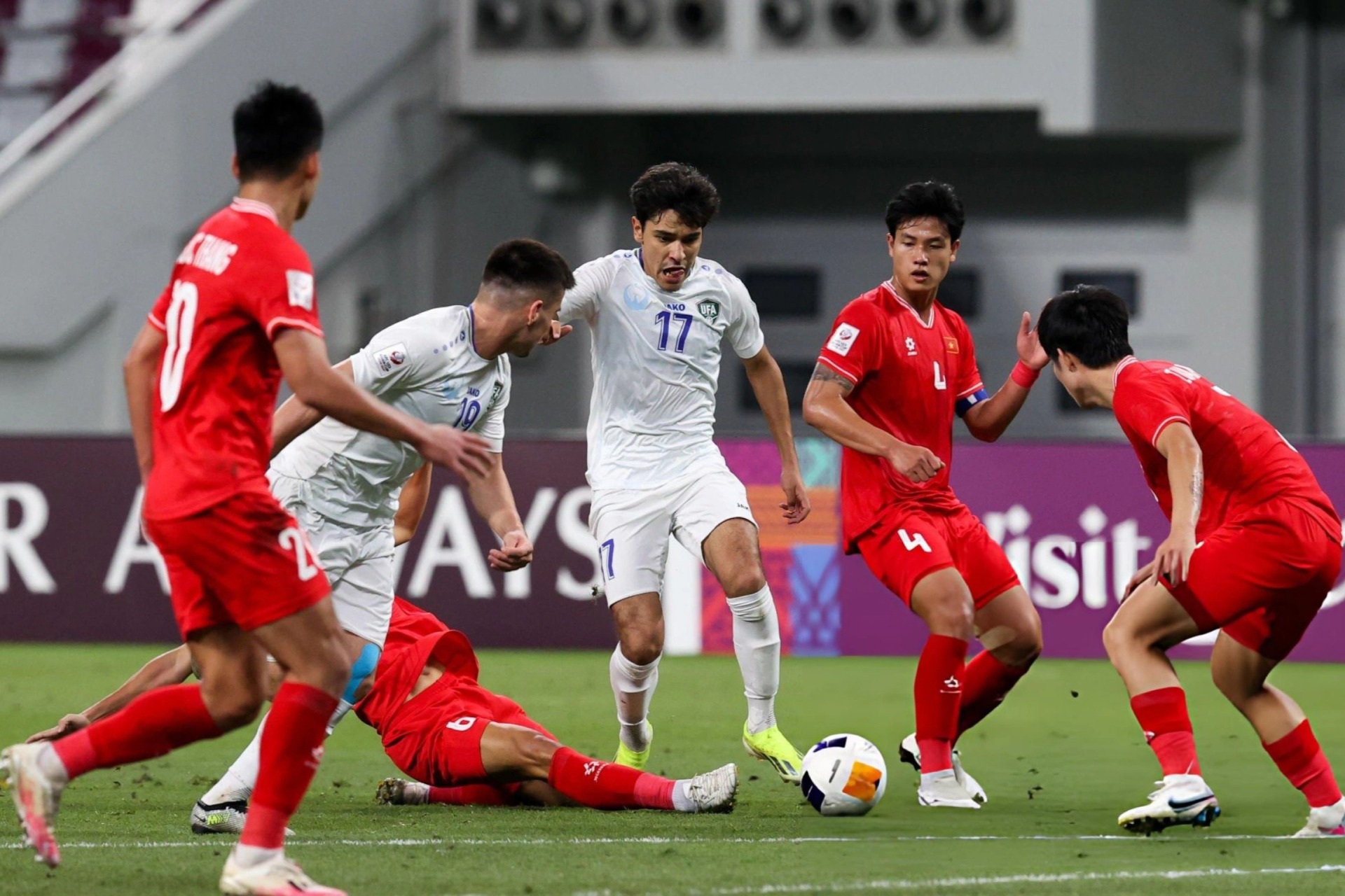 U22 Uzbekistan 1-0 U22 Việt Nam (hiệp 2): Thế trận khó khăn