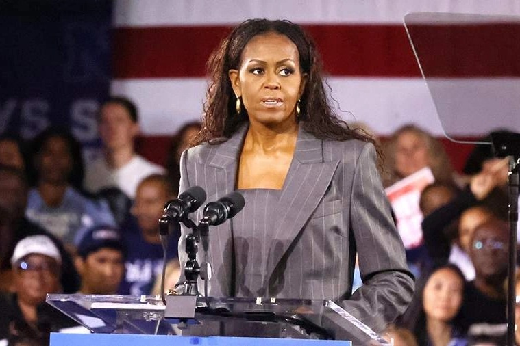 Bà Michelle Obama nói nước Mỹ "chưa sẵn sàng" cho một nữ tổng thống