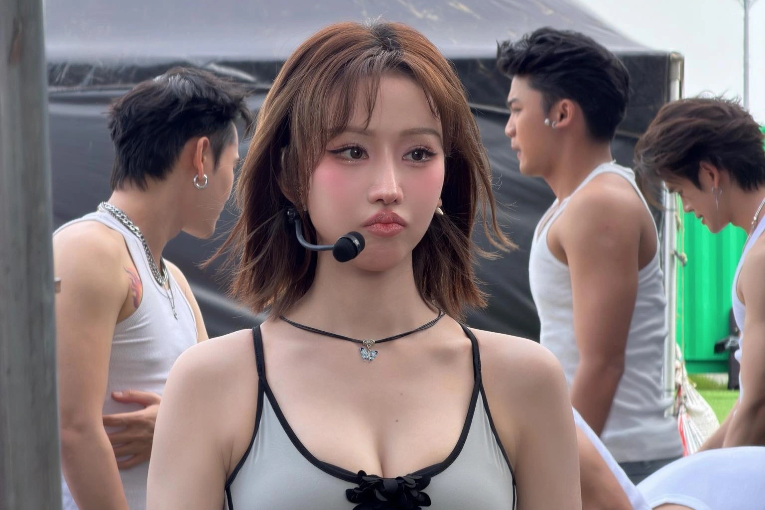 Ca sĩ MIN tái xuất sau 3 năm "ở ẩn", hình ảnh gợi cảm tuổi 37 gây chú ý