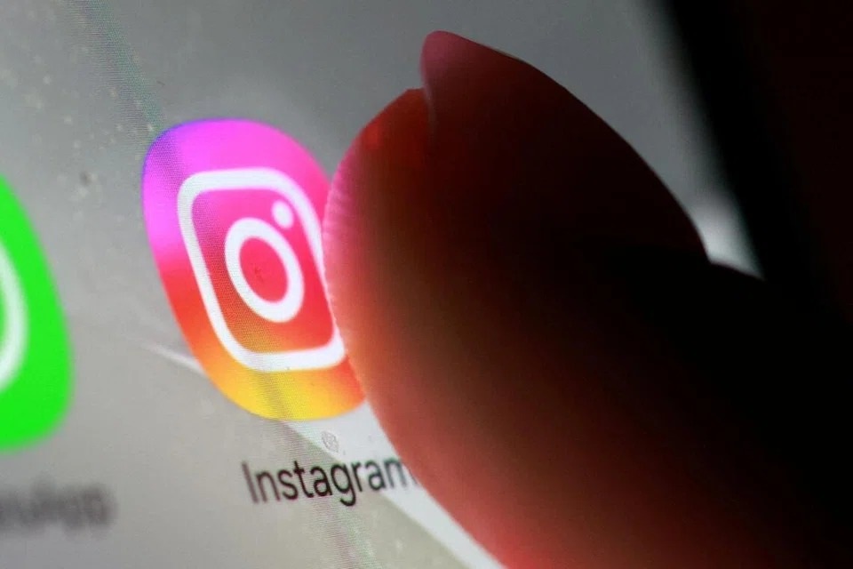 Australia cấm thiếu niên sử dụng Facebook, Instagram