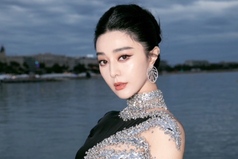 Phạm Băng Băng thắng giải Ảnh hậu, nhận “cơn mưa” lời chúc từ người hâm mộ