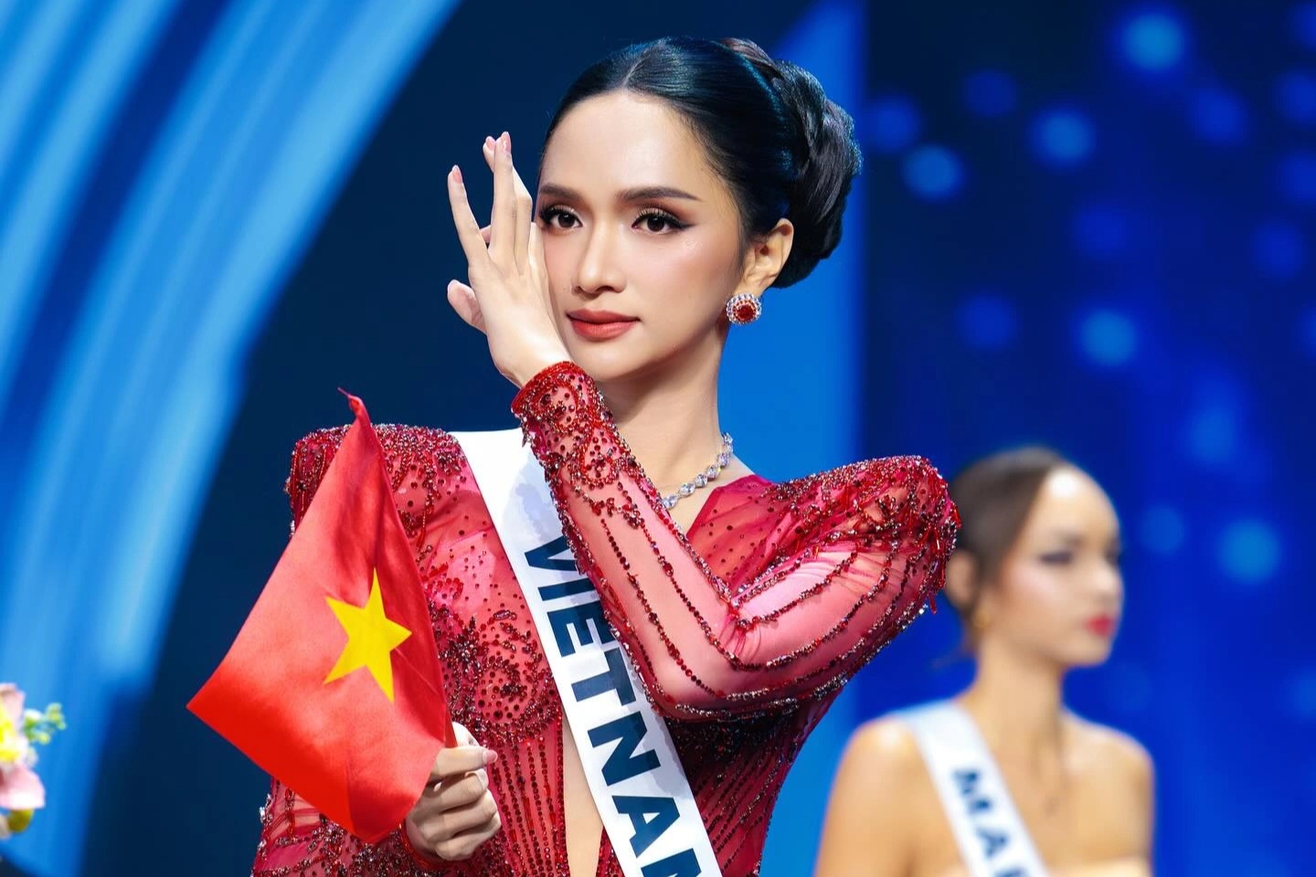 Khiếu nại kết quả Hương Giang ở Miss Universe, "rót" tiền tỷ vẫn trượt giải