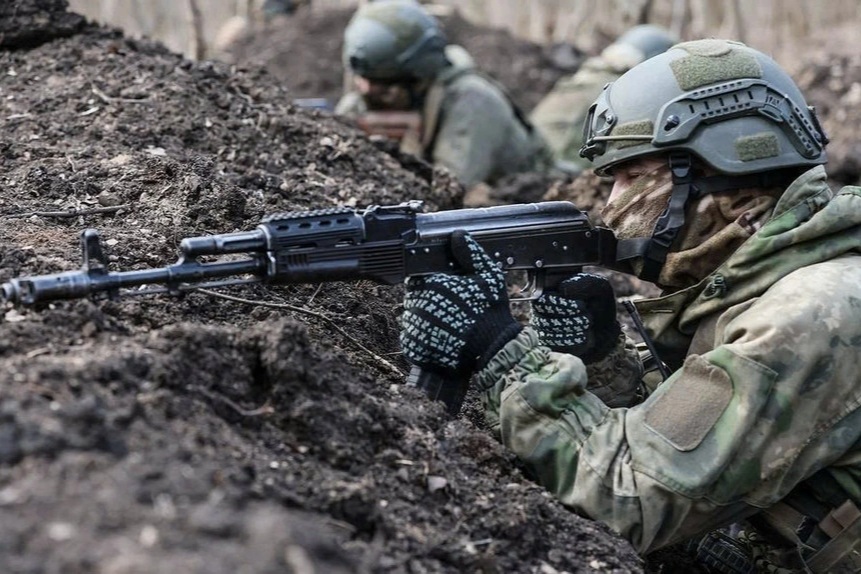 "Vũ khí" đặc biệt đằng sau chiến thuật luồn sâu, đột kích của Nga ở Ukraine