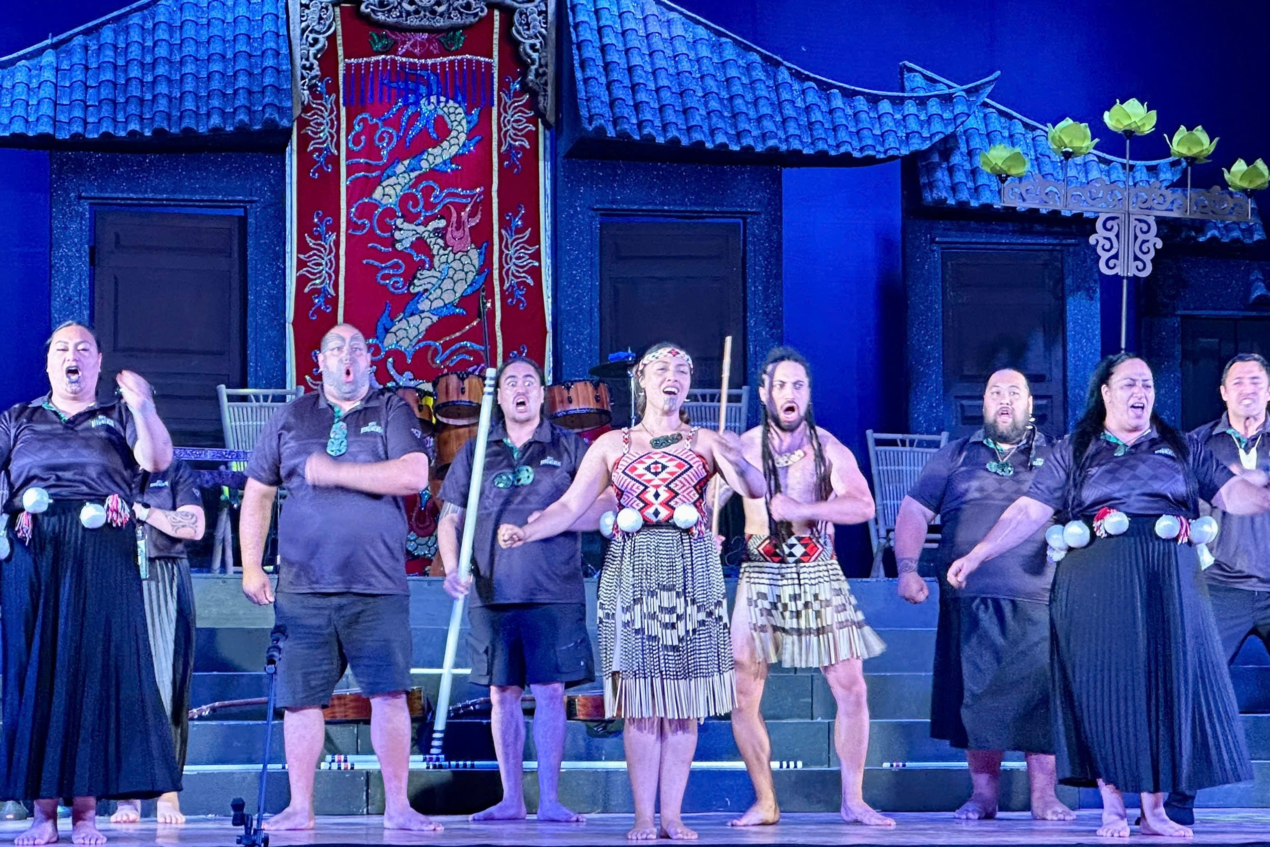 Nghệ sĩ hát bội TPHCM học hỏi tinh thần văn hóa cùng đoàn New Zealand