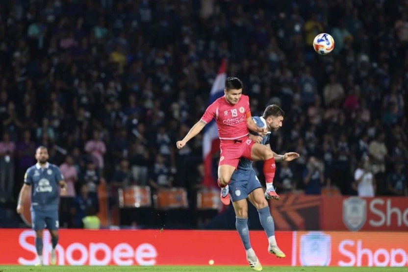 CLB Công an Hà Nội hòa đáng tiếc Buriram United tại Cúp C1 Đông Nam Á