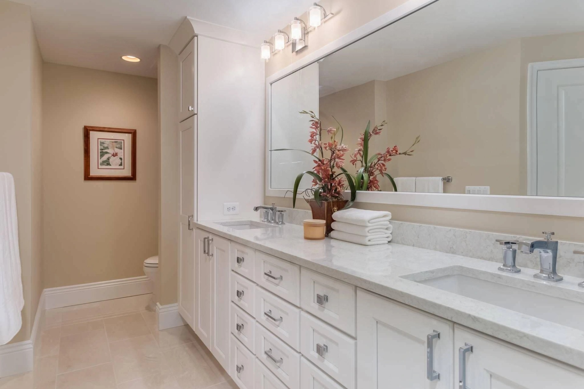 5 tuyệt chiêu biến phòng tắm không cửa sổ bí bách hóa thoáng rộng