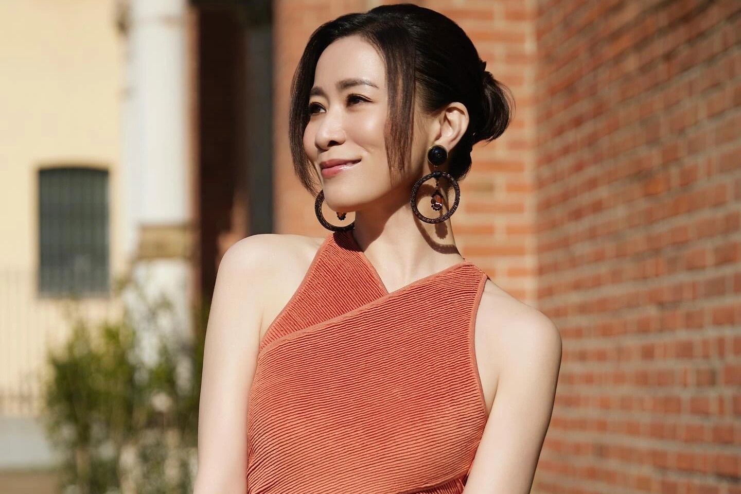 "Chị đẹp" Xa Thi Mạn định đoạt tương lai khối tài sản 23 triệu USD