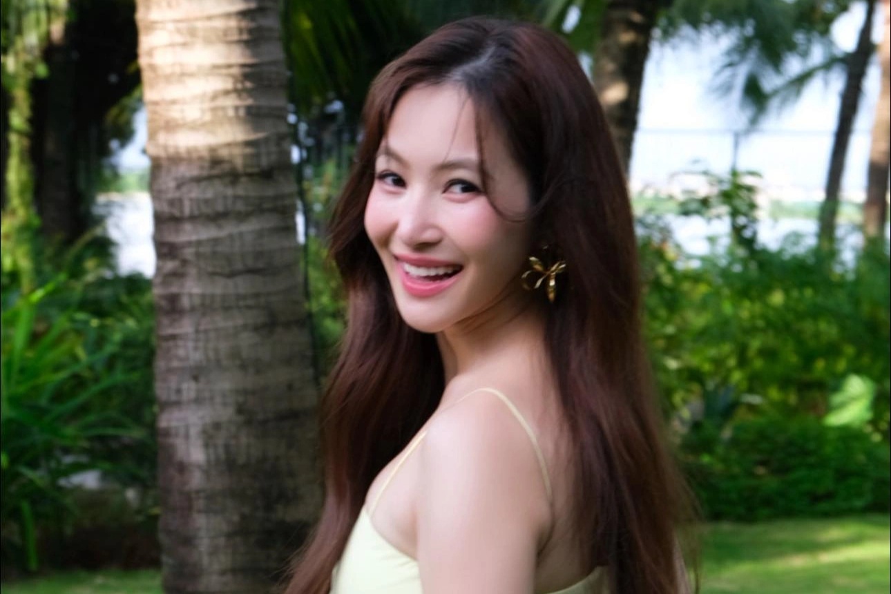 Ca sĩ Hương Tràm: "Tôi từng đau khổ vì bị phản bội, giờ vẫn độc thân"