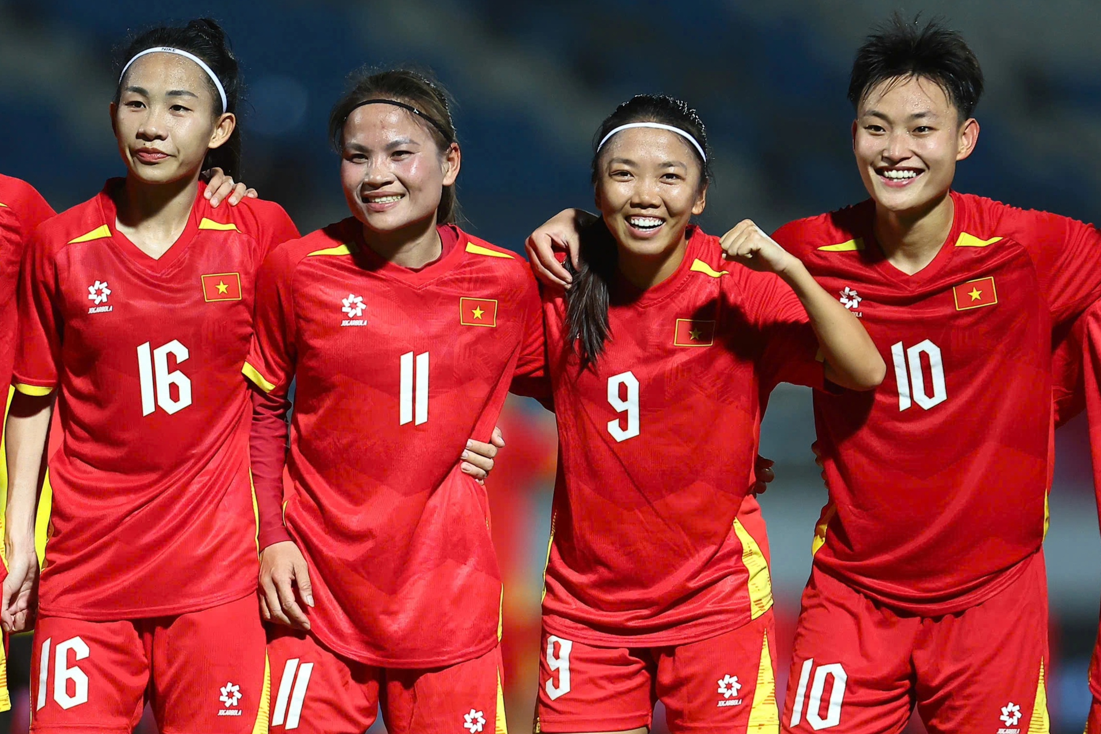 Tuyển nữ Việt Nam đại thắng 7-0 trước Malaysia