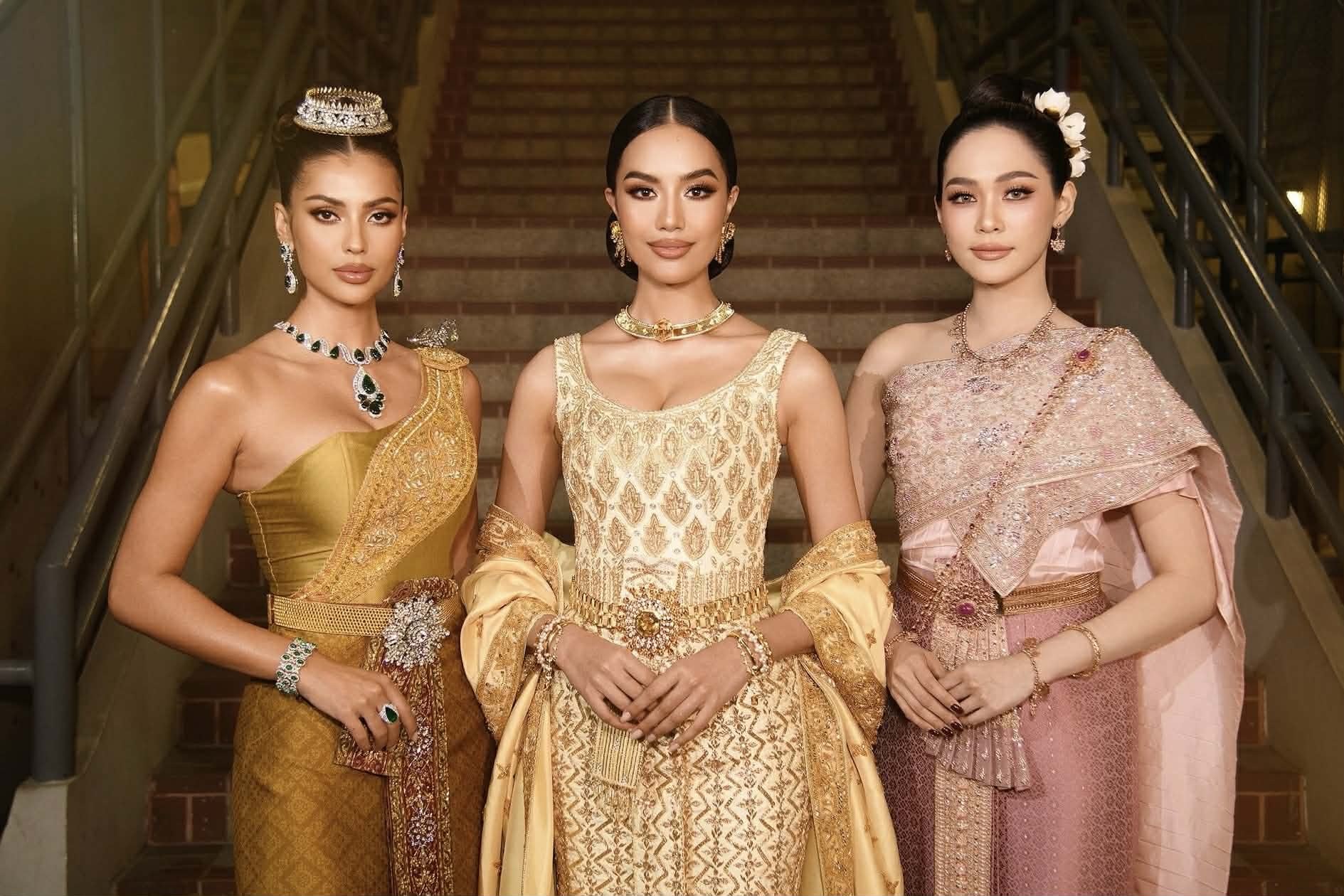 Dàn hoa hậu dẫn đoàn thể thao tại lễ khai mạc SEA Games 33