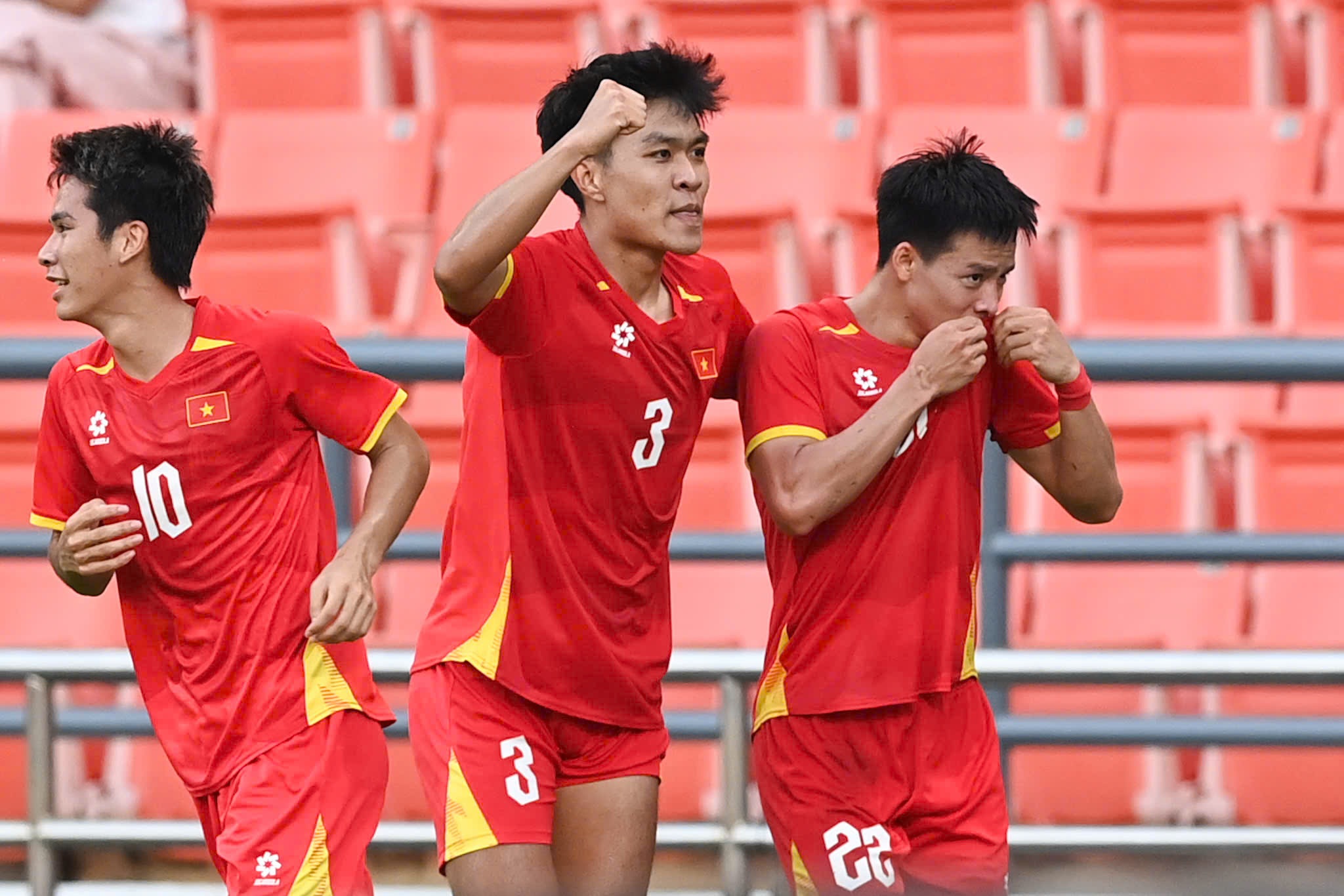 Đánh bại Philippines, U22 Việt Nam tiến vào chung kết SEA Games 33