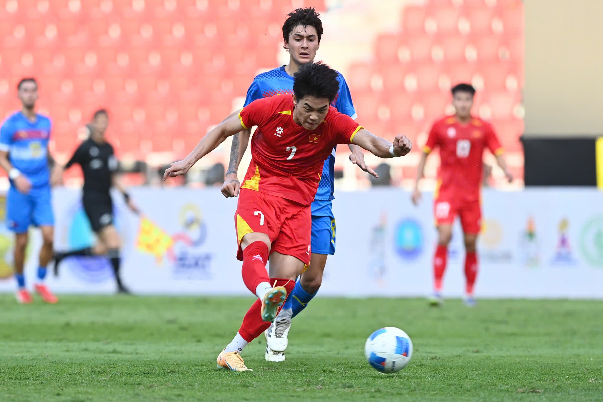 Ba lần được vinh danh ở SEA Games 33, Đình Bắc tuyên bố đanh thép