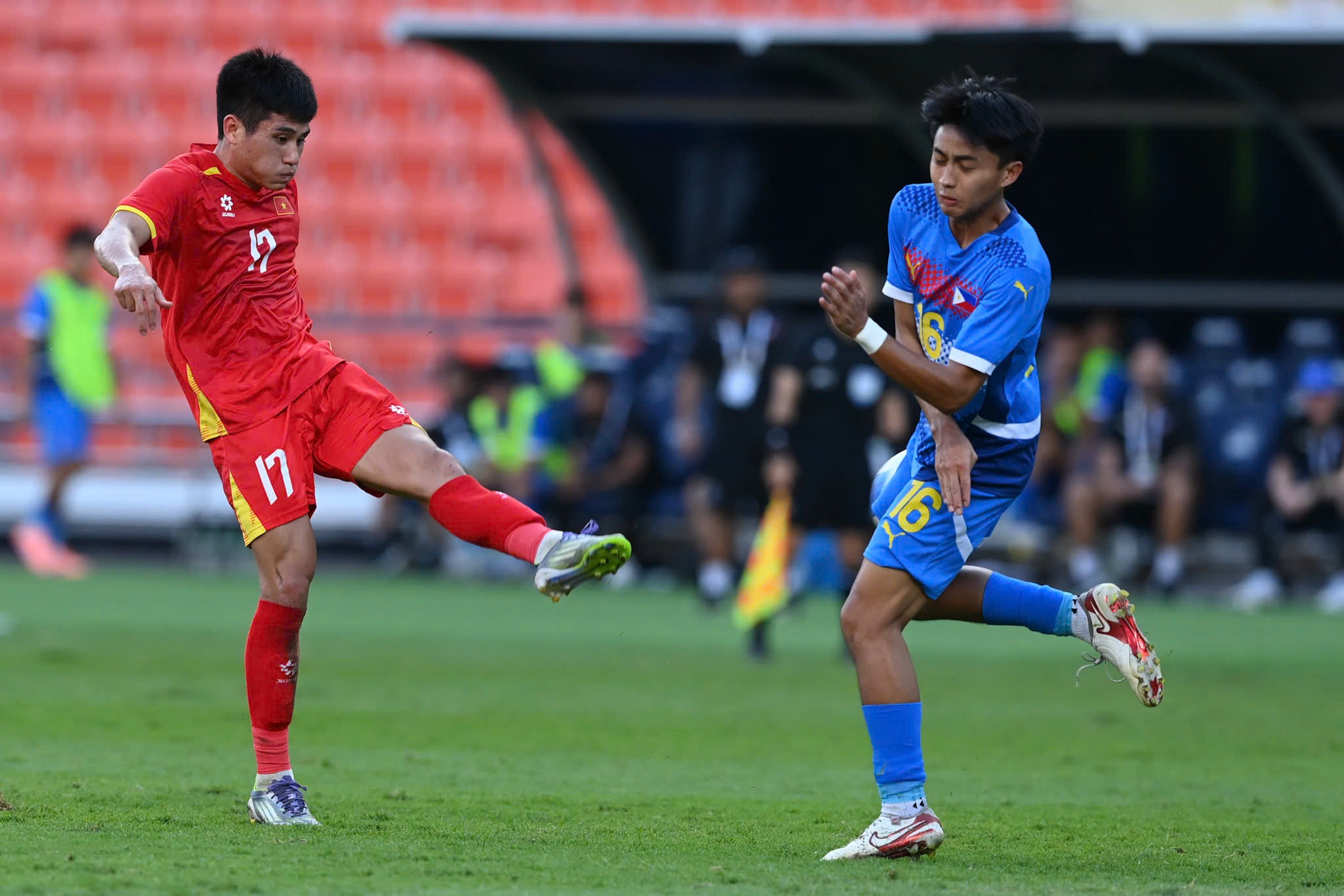 U22 Việt Nam 0-0 U22 Philippines (Hiệp 2): Thủ môn đối phương cứu thua