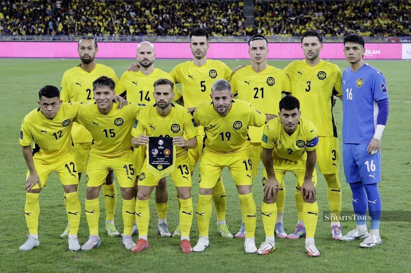 CĐV Đông Nam Á bình luận về án phạt mới của FIFA với tuyển Malaysia