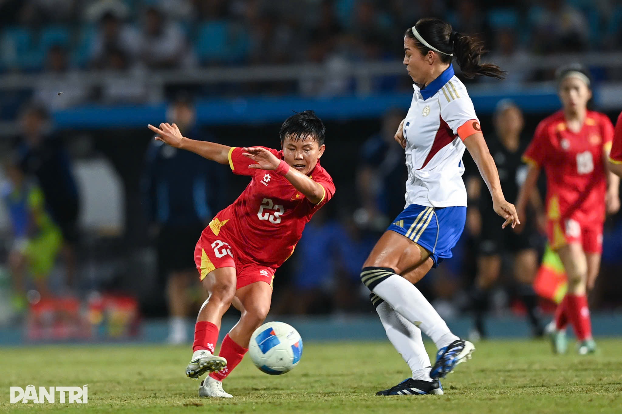Tuyển nữ Việt Nam 0-0 Philippines (hiệp phụ): Tiếp tục hành trình chiến đấu