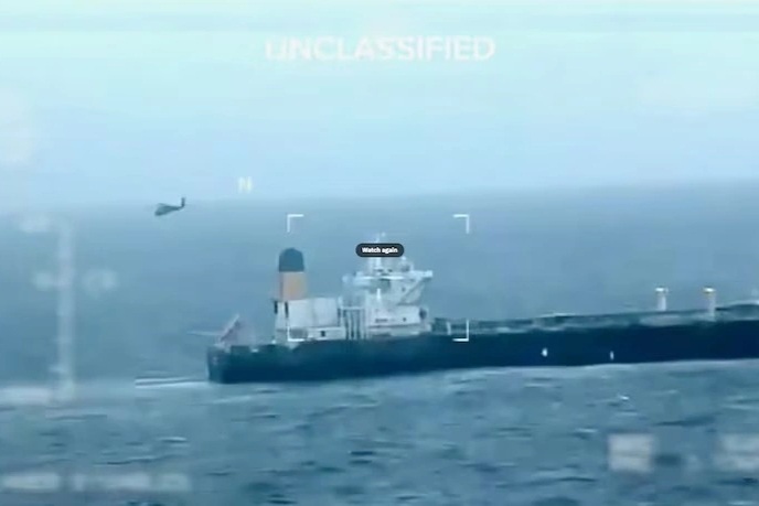 Mỹ bắt tàu dầu ngoài khơi Venezuela sau tuyên bố phong tỏa