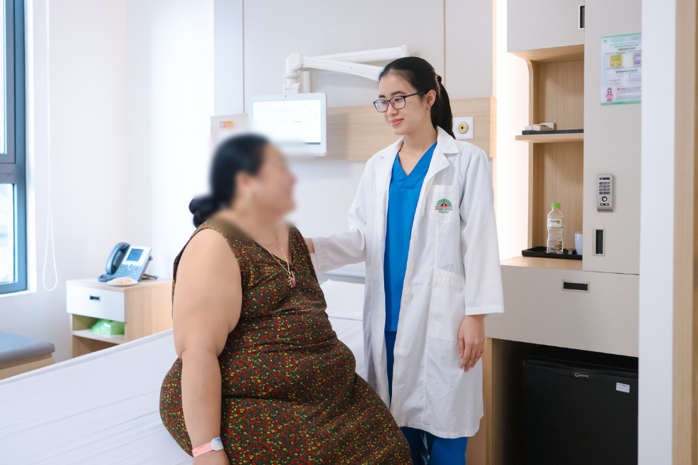 Cắt dạ dày hình ống giúp bệnh nhân 113kg kiểm soát béo phì và bệnh mạn tính