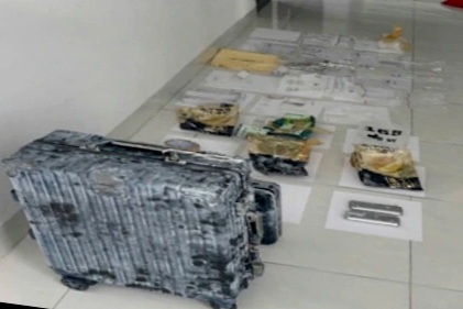 Nguyên cán bộ xã ở Lâm Đồng phát hiện vali chứa 2,7kg ma túy sau nhà