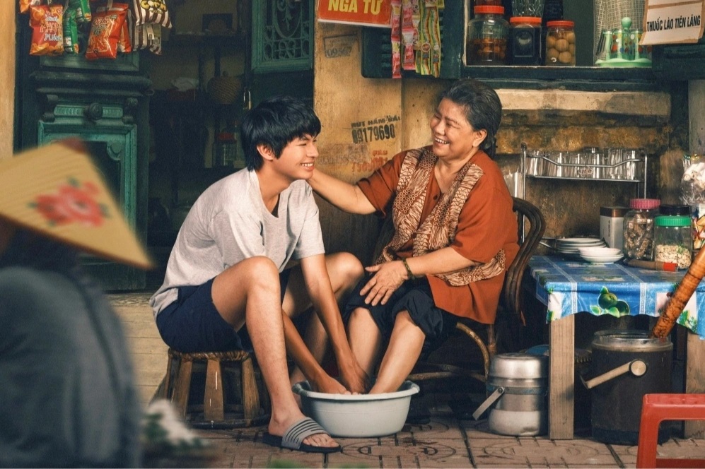 “Thế hệ kỳ tích” rời rạp, thu được 853 triệu đồng