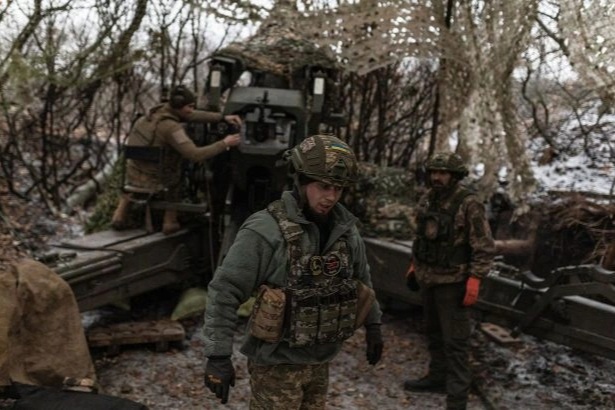 Ukraine thừa nhận tình hình khó khăn, tuyên bố rút quân khỏi Siversk