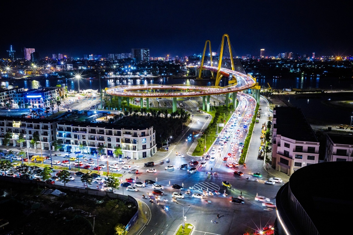 Hạ tầng hội tụ và những chuyển động mới tại Vinhomes Royal Island - Hải Phòng