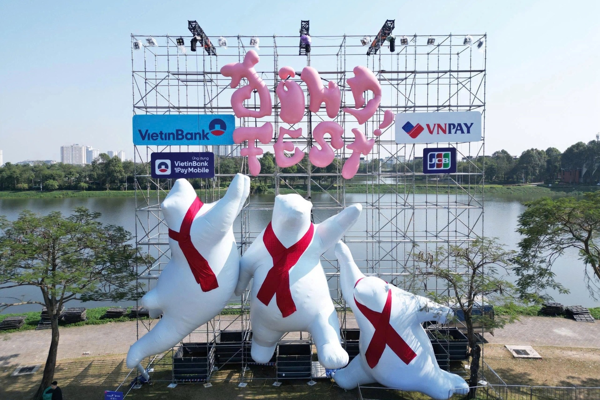 Đông Đúc Đủ Đầy: Lễ hội mùa đông đa trải nghiệm của Hà Nội dịp cuối năm