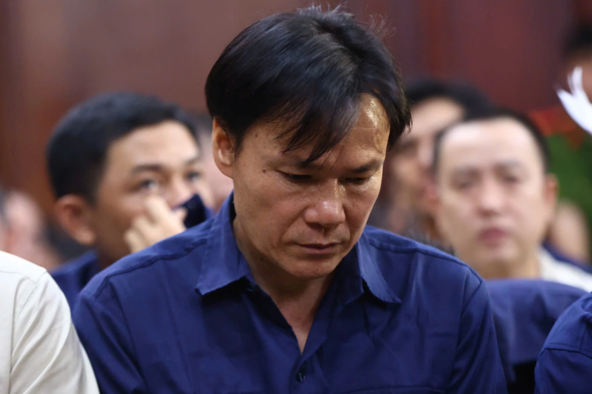 Buôn lậu 1,7 triệu lít dầu, ông chủ Saigon Transco lĩnh án