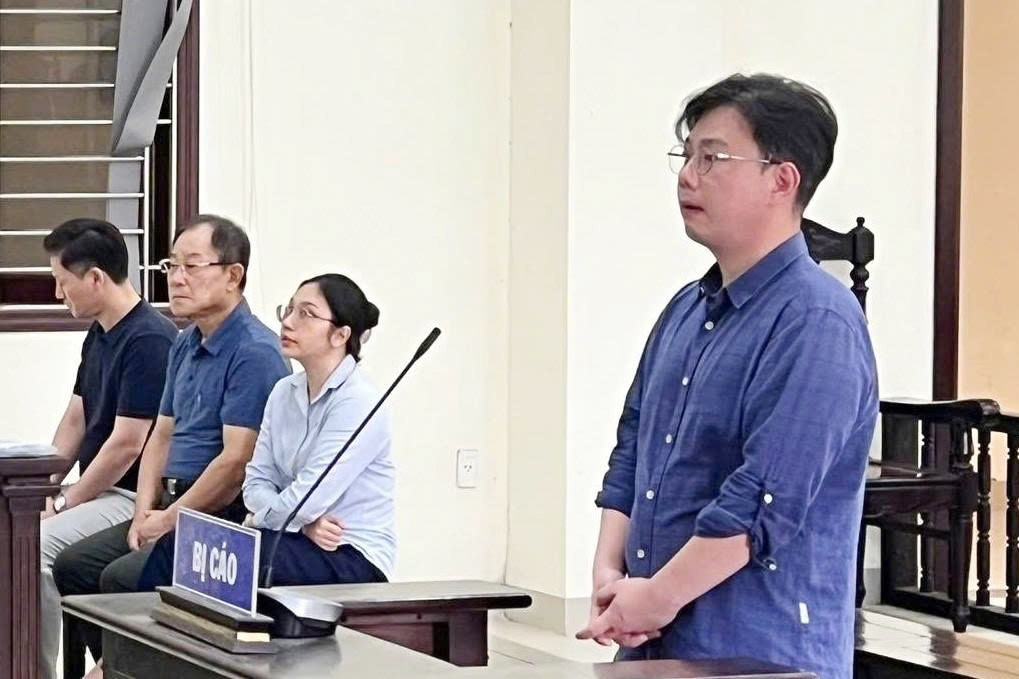 Tổng giám đốc tham ô gần 2,4 tỷ đồng lĩnh án 15 năm tù ở Tây Ninh