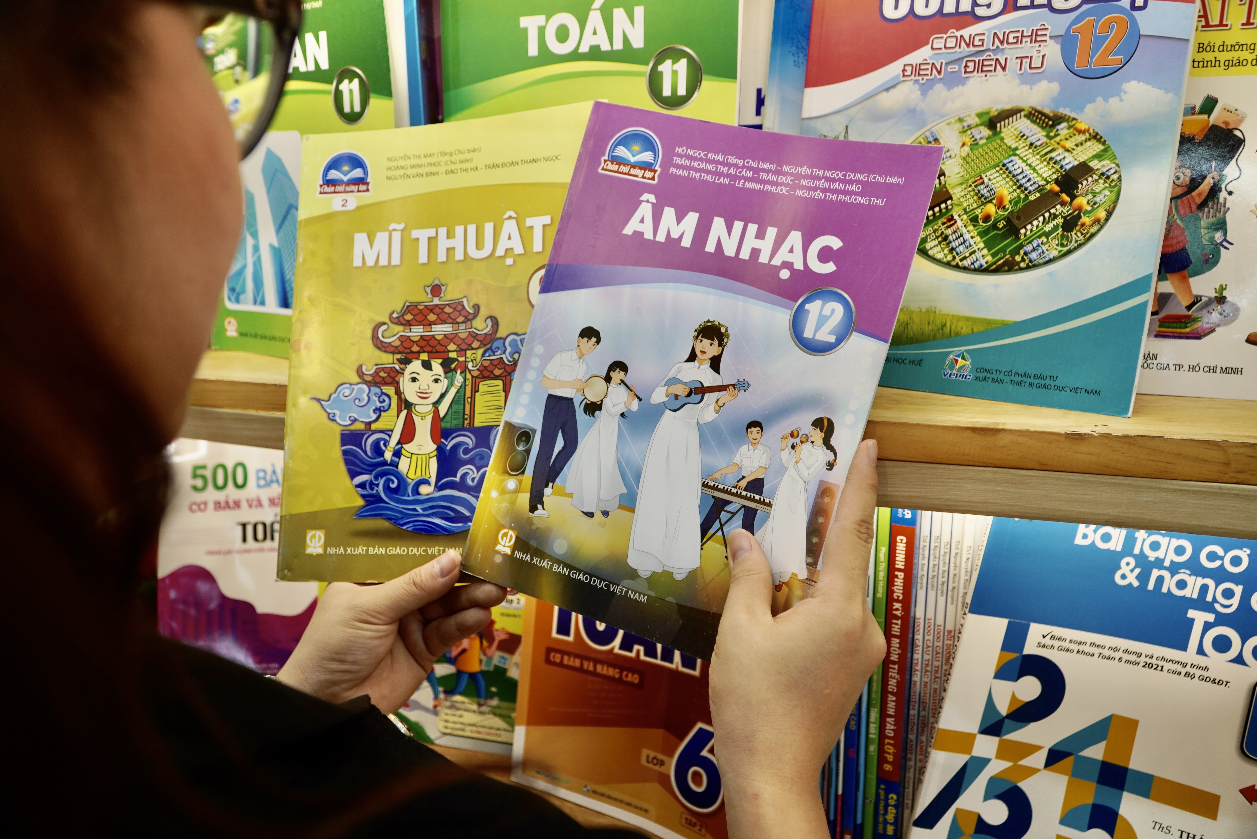 Bộ Giáo dục nêu lý do chọn SGK “Kết nối tri thức với cuộc sống” thống nhất