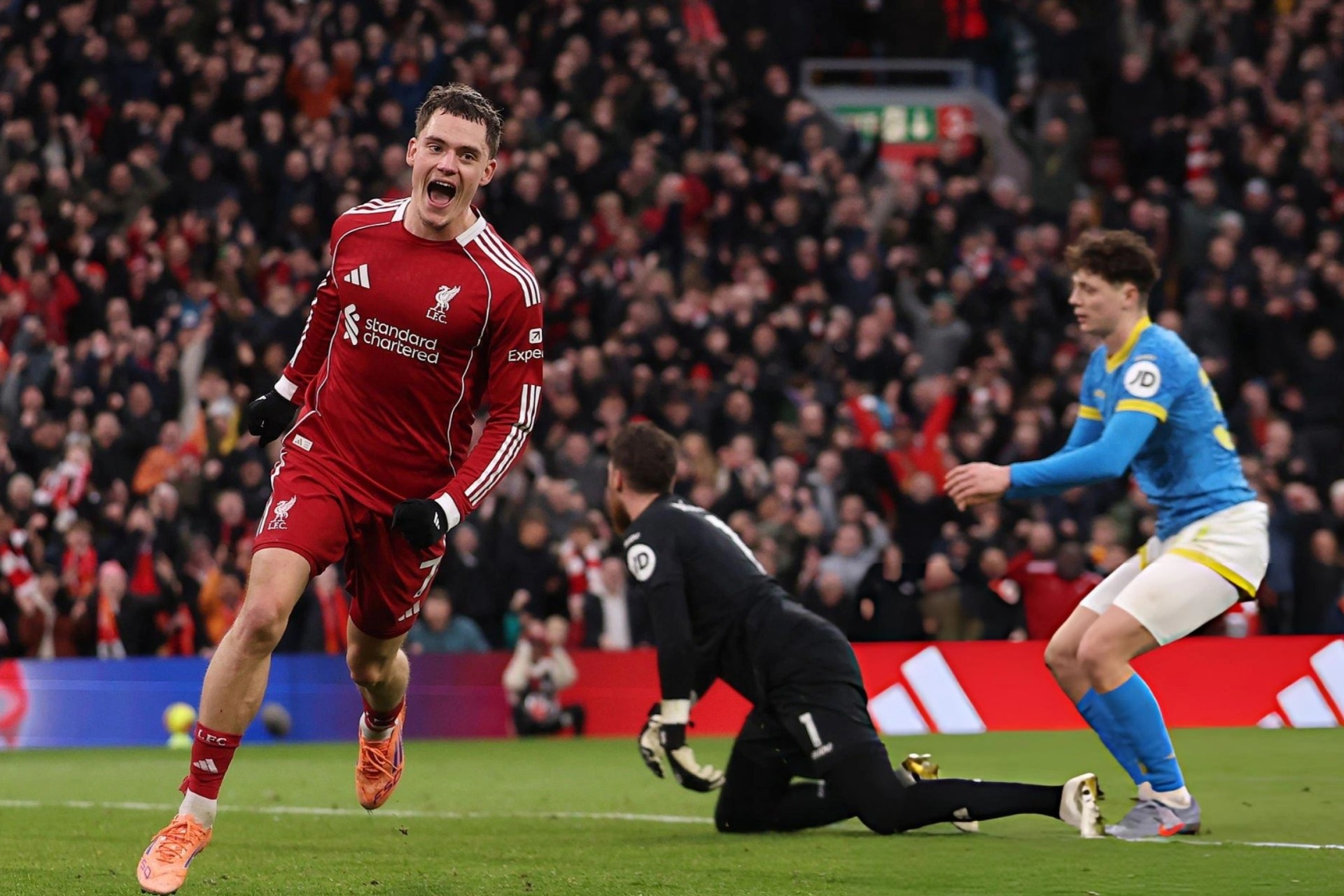 Wirtz ghi bàn đầu tiên, Liverpool khuất phục Wolves