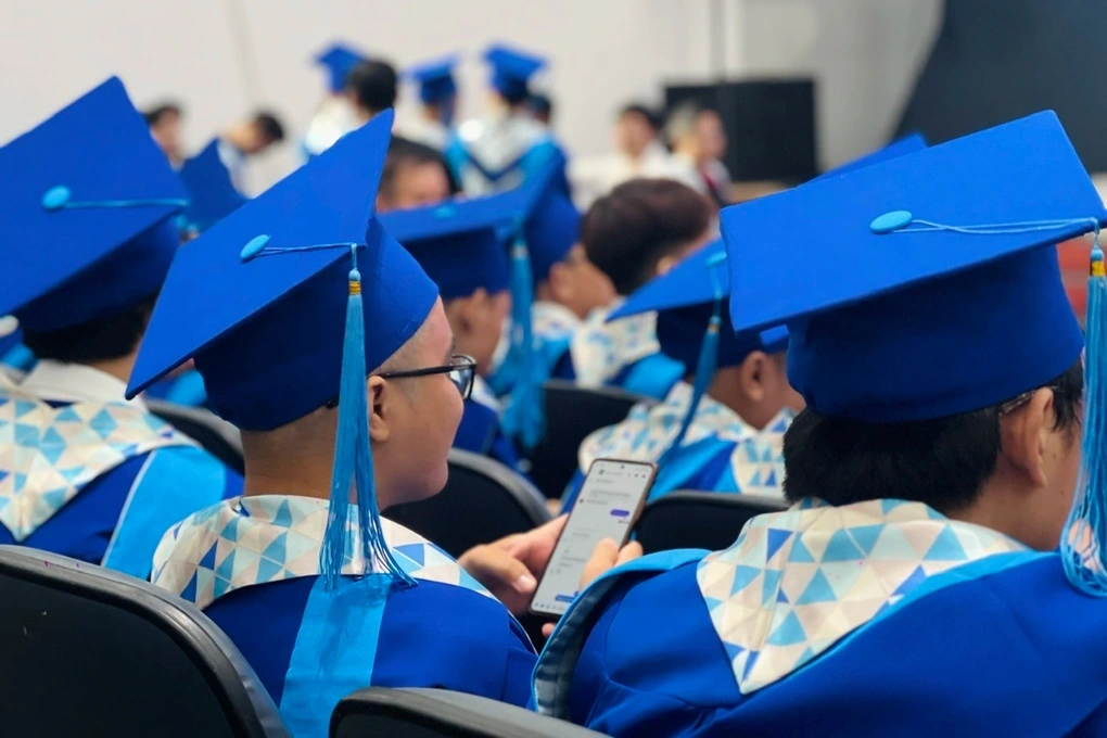 Chỉ 40% sinh viên tốt nghiệp đúng hạn tại trường top đầu cả nước