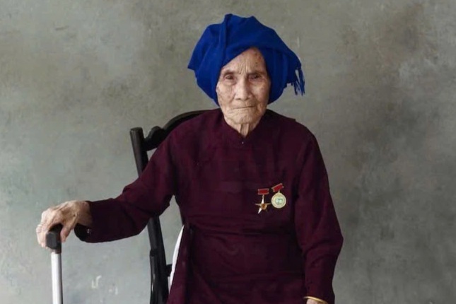 Bà mẹ đất thép tự tay chôn con, đau đớn chứng kiến con gái "chết 2 lần"