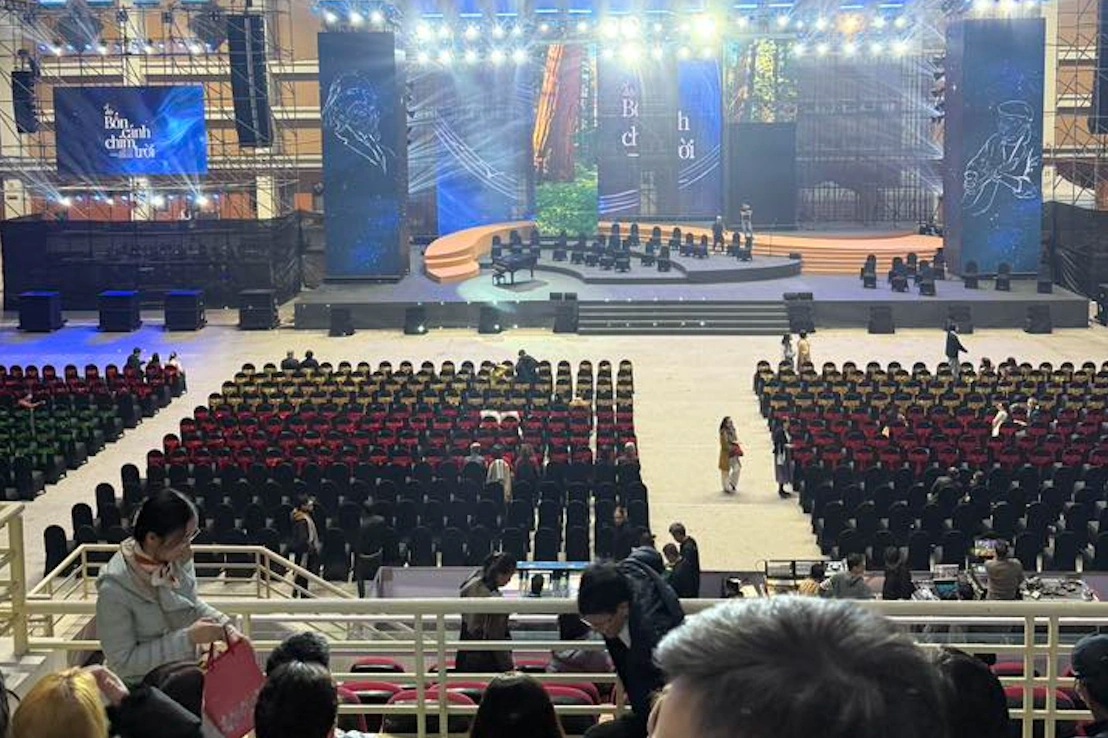 Ban tổ chức "Về đây bốn cánh chim trời" lên tiếng vụ hoãn show phút chót