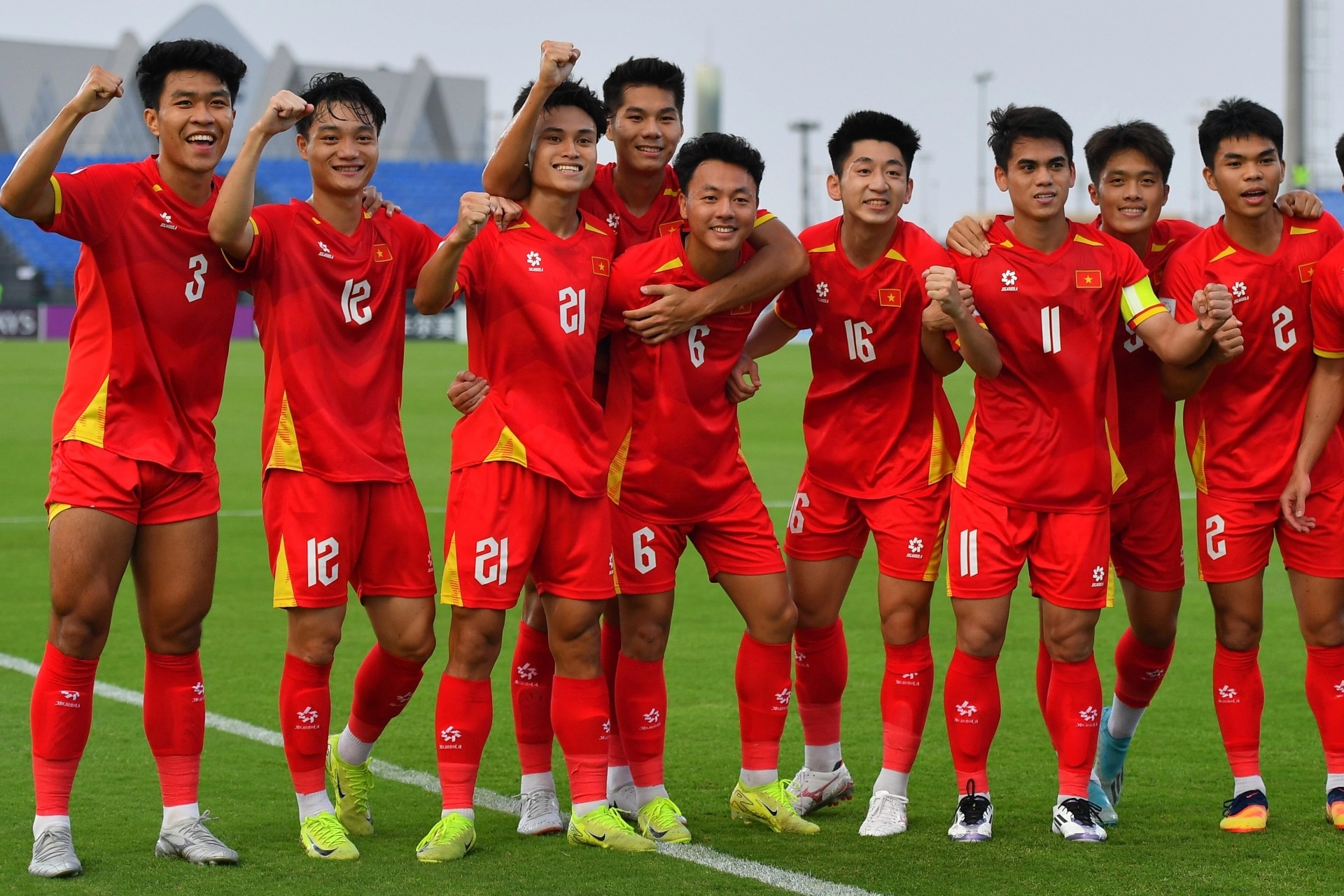 U23 Việt Nam đánh bại U23 Kyrgyzstan, giữ vững ngôi đầu bảng