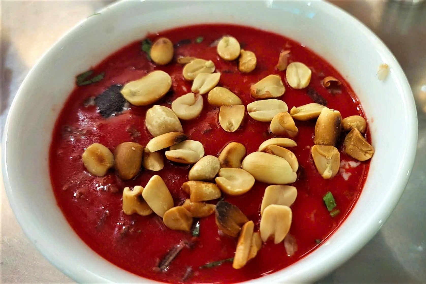 Người đàn ông nghi nhiễm liên cầu khuẩn lợn sau khi ăn tiết canh dê