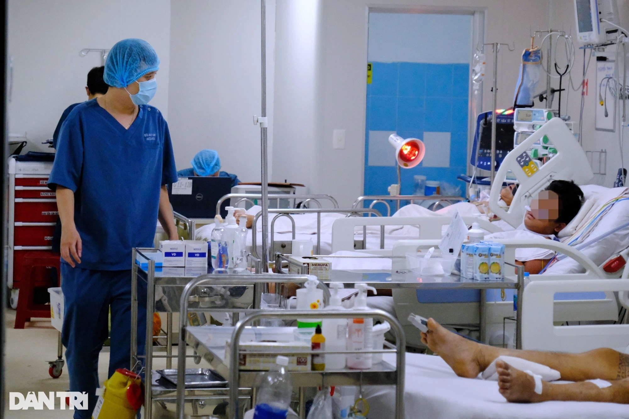 Đề xuất 6 mức phụ cấp ưu đãi cho viên chức y tế, cao nhất 100% lương