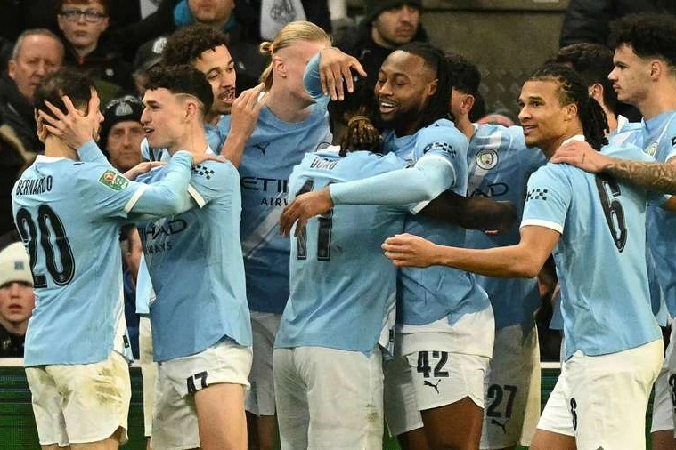 Semenyo tỏa sáng, Man City đặt một chân vào chung kết Cúp Liên đoàn Anh