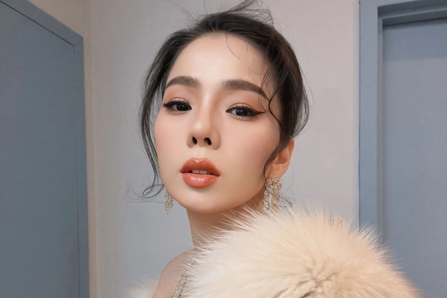 Vụ Lệ Quyên "văng tục": Sở Văn hóa TPHCM nhắc nhở nghệ sĩ trau dồi đạo đức