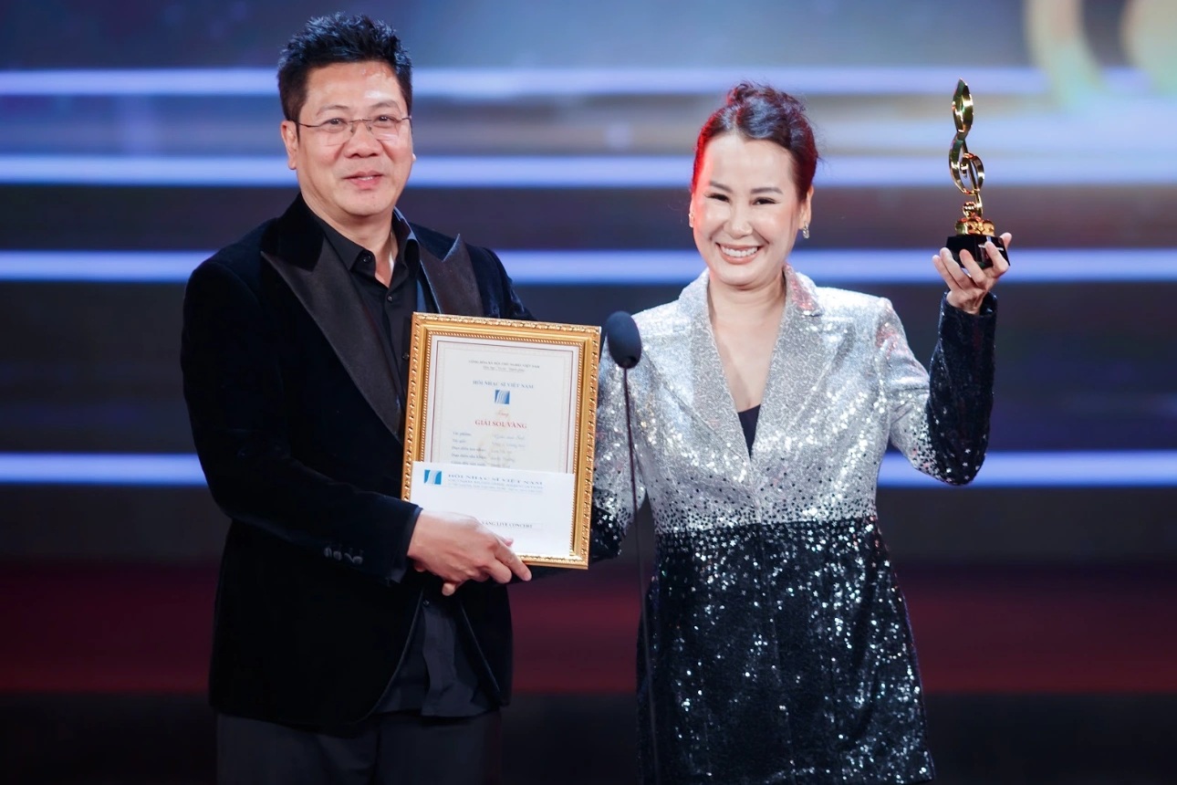 SOOBIN và Giáng Son thắng lớn tại Giải thưởng Âm nhạc Việt Nam 2025