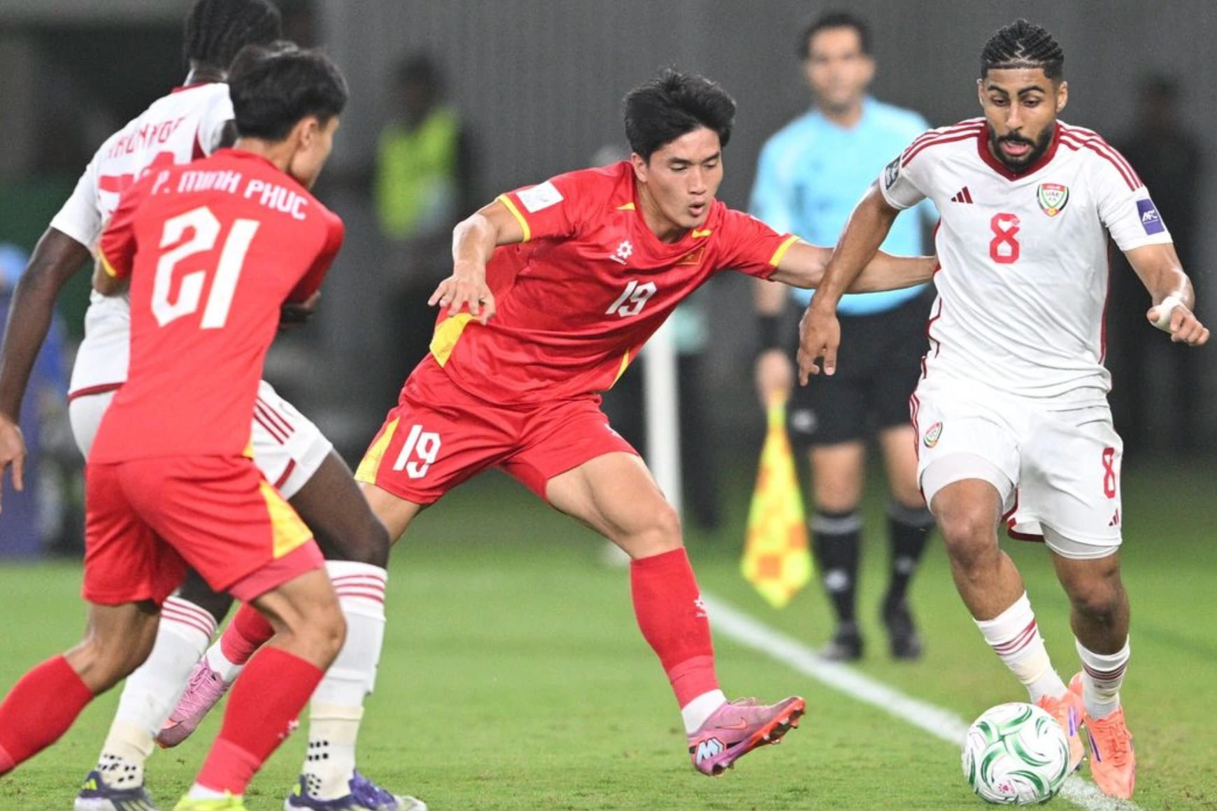 U23 Việt Nam gây ấn tượng về thể lực và bản lĩnh trước U23 UAE