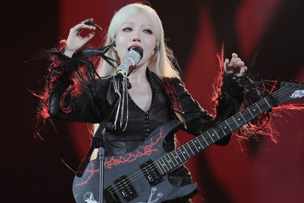 Phùng Khánh Linh kể về giai đoạn sống chật vật, phải ăn bánh tráng qua ngày