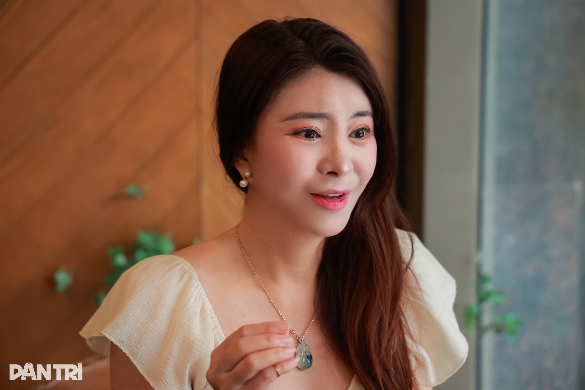 NSƯT Kim Oanh hiếm hoi nói về áp lực và thu nhập tại VTV