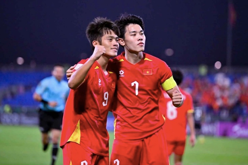 Chuyên gia: “Đình Bắc cần tự điều chỉnh trước hào quang của sự nổi tiếng”