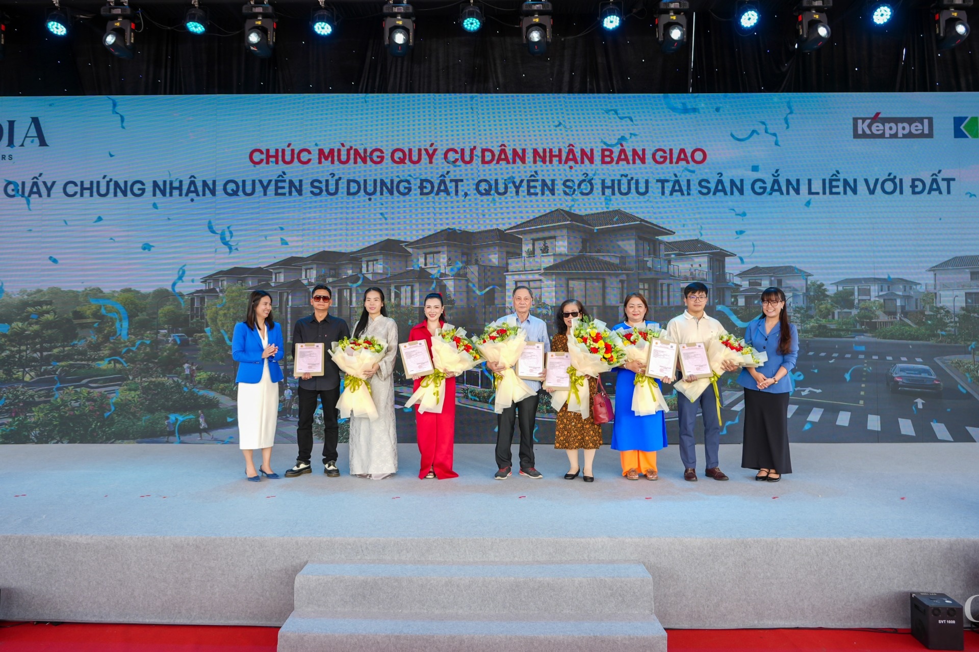 Liên doanh Keppel và Khang Điền bàn giao sổ hồng cho cư dân Gladia by the Waters