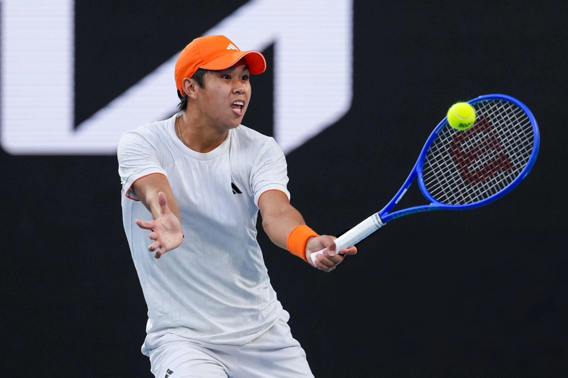 Tay vợt gốc Việt lần đầu vào tứ kết Australian Open