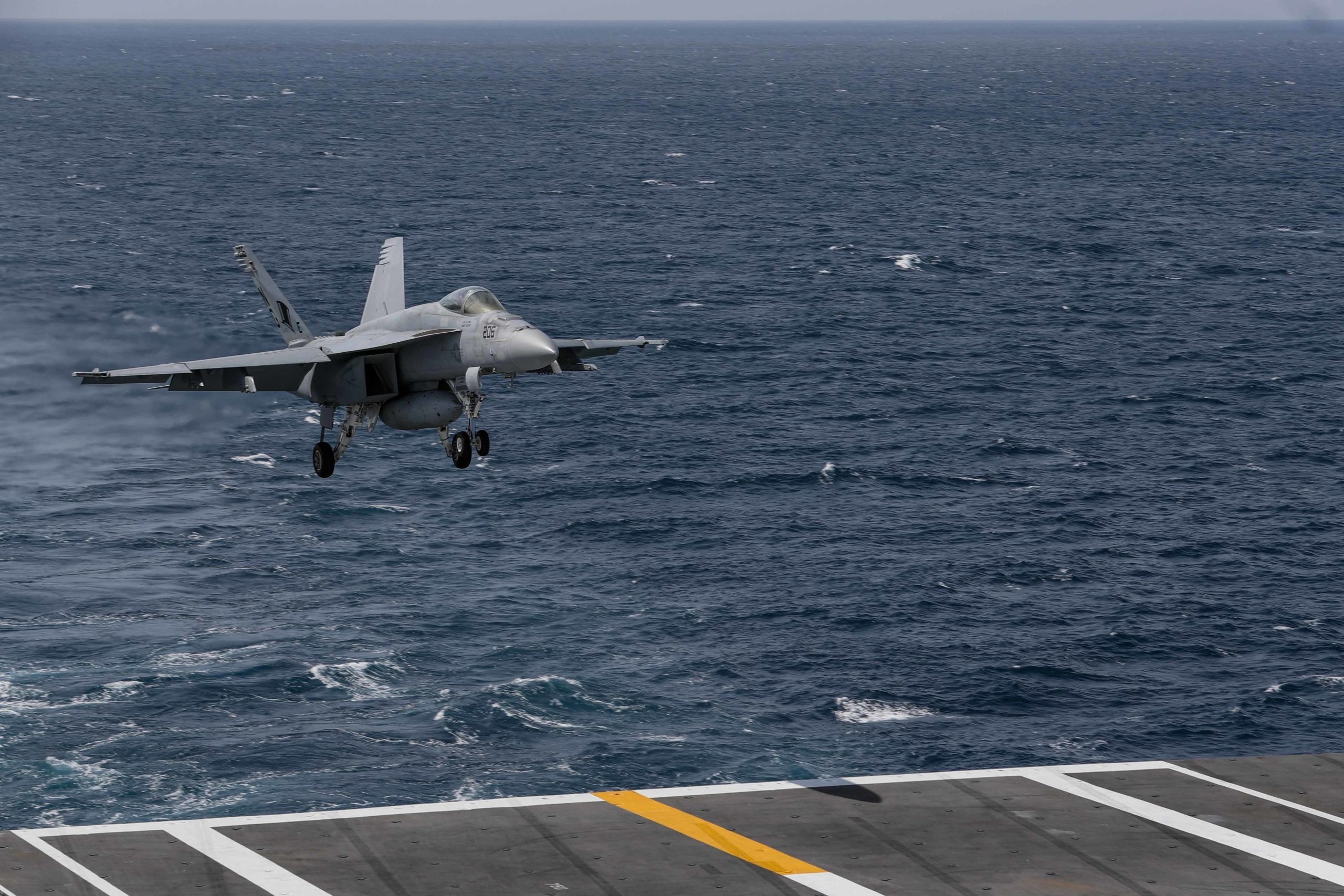 Iran lên dây cót đối phó cuộc tấn công tiềm tàng của Mỹ