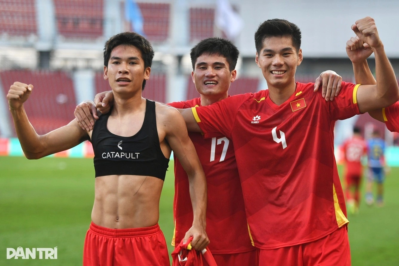 Lê Văn Thuận và lời chia tay CLB Thanh Hóa đầy xúc động sau 9 năm gắn bó