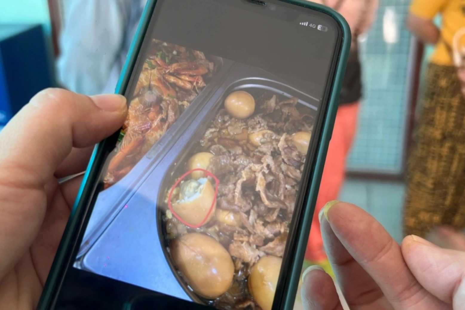 Đề nghị các trường ở TPHCM rà soát nhà cung cấp thực phẩm cho học sinh