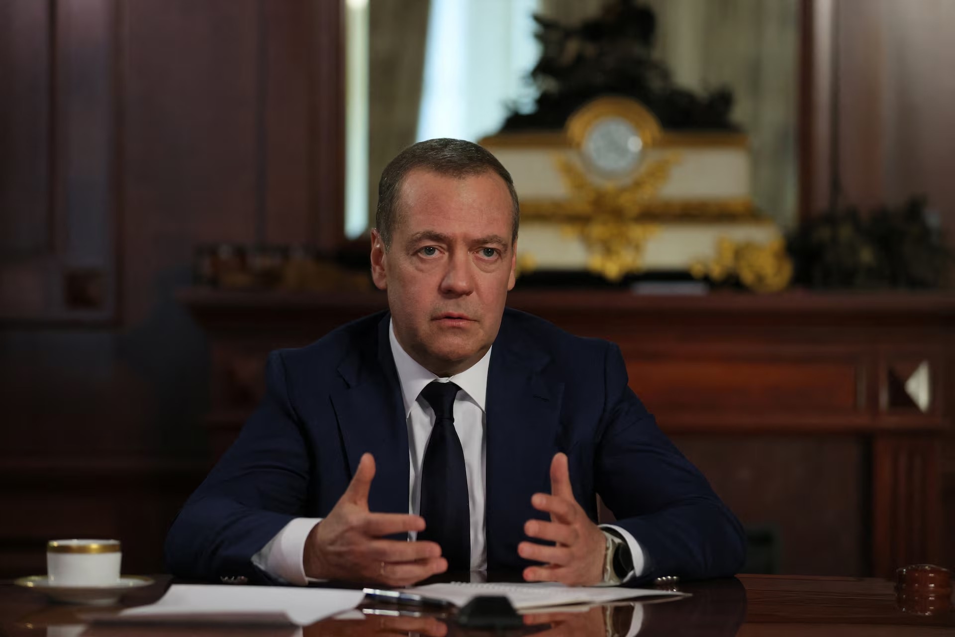 Ông Medvedev cảnh báo khi hiệp ước hạt nhân Nga - Mỹ hết hạn